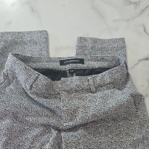 Liverpool Women's Monochrome Cropped Pants